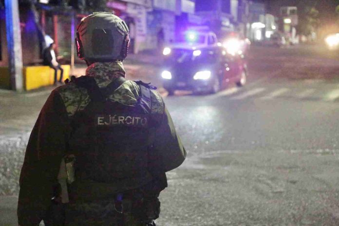 Detenidos en Morelia 5 hombres en posesión de 10 armas de fuego: SSP