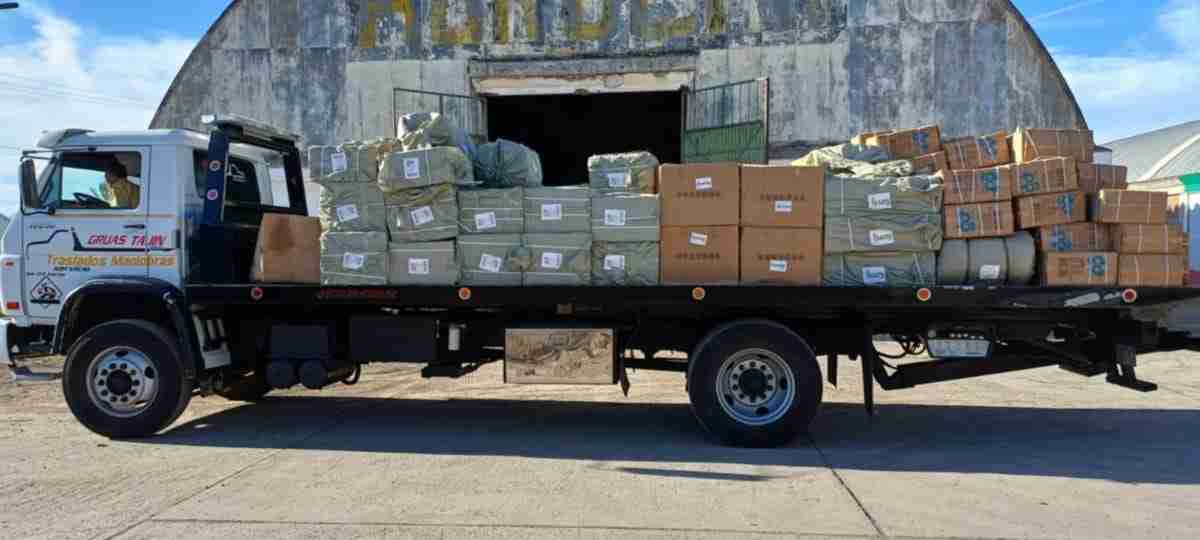 SSP y FGE aseguran 364 cajas con mercancía presuntamente robada en Maravatío SSP y FGE aseguran 364 cajas con mercancía presuntamente robada en Maravatío