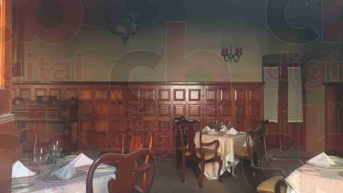 El Hotel Virrey de Mendoza, cerrado desde el 2019 guarda intactos sus muebles
