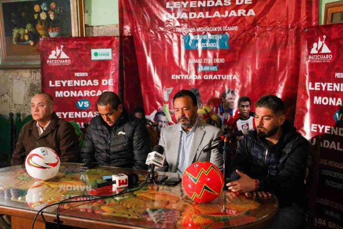 Anuncia Julio Arreola en Rueda de Prensa del Partido de Leyendas del Monarcas y Guadalajara en Pátzcuaro