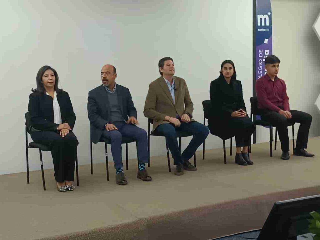 Festejan primer aniversario del Colegio de Morelia
