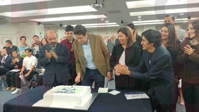 Festejan primer aniversario del Colegio de Morelia