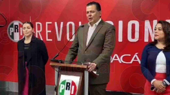 #Video: Servidores de la Nación, principales activistas de campaña de MORENA: PRI
