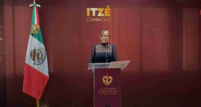 Presenta Lázaro Cárdenas déficit de especialistas y espacios en IMSS indica alcaldesa