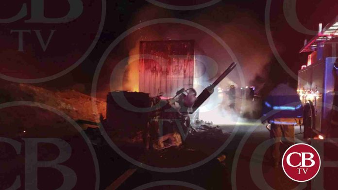 Se incendia tráiler en la Siglo XXI