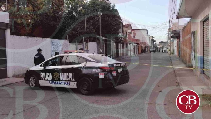 Rafaguean negocio de botanas en Uruapan