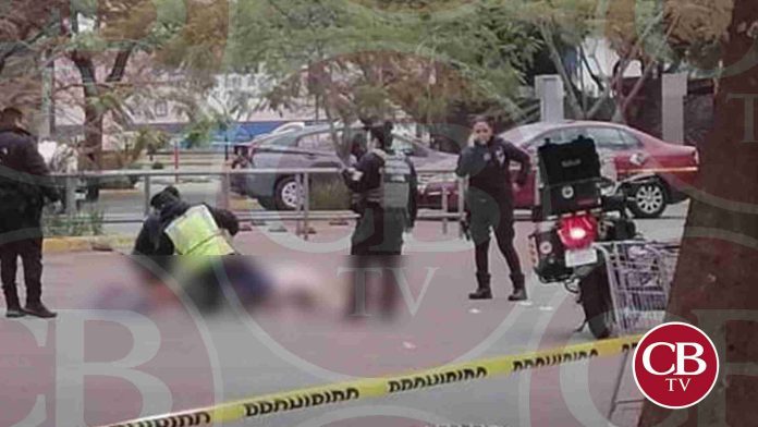 Balean a quincuagenario en estacionamiento de Sam's Club