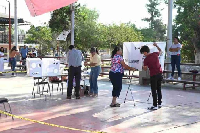 En Michoacán se instalarán 4 mil 356 casillas en escuelas, un 70% del total