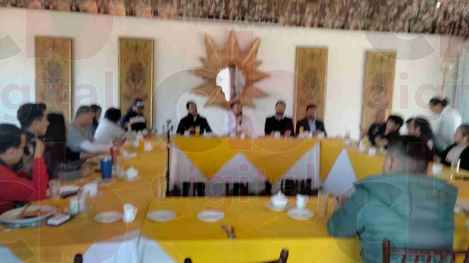 Candidatos se han bajado de la elección por amenazas de alcaldes de MORENA ligados al narco: Huacus Esquivel Candidatos se han bajado de la elección por amenazas de alcaldes de MORENA ligados al narco: Huacus Esquivel