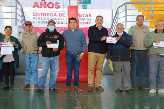 Reformas de AMLO son para beneficio del pueblo: JC Barragán