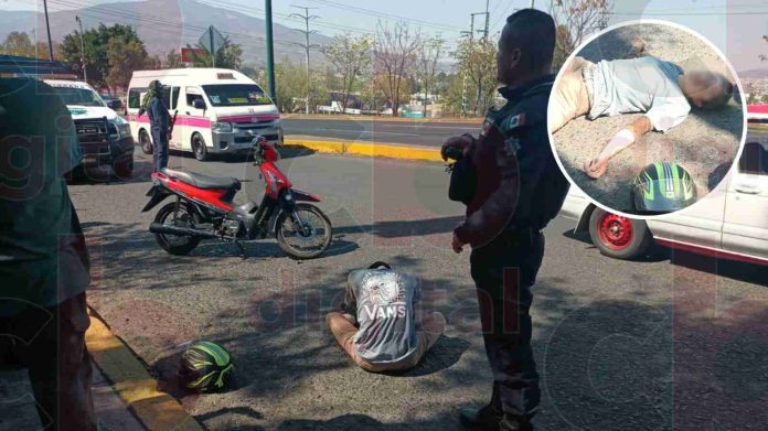 Impactan dos motocicletas en el libramiento, con un joven lesionado