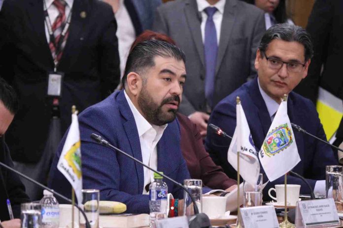 INTERVENCIÓN DEL COORDINADOR DEL GRUPO PARLAMENTARIO DEL PARTIDO DE LA REVOLUCIÓN DEMOCRÁTICA (GPPRD), FRANCISCO HUACUS, DURANTE LA APERTURA DE LOS FOROS DE DIÁLOGO NACIONAL SOBRE DIVERSAS REFORMAS CONSTITUCIONALES ENVIADAS POR EL EJECUTIVO