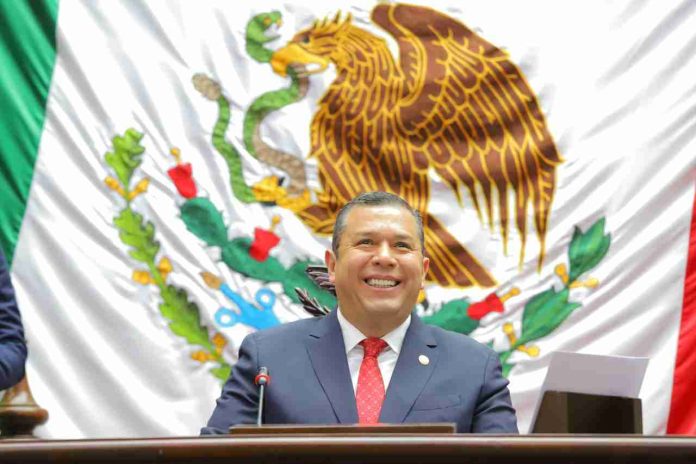 Juan Carlos Barragán logra que municipios instalen Centros de Atención Animal dignos