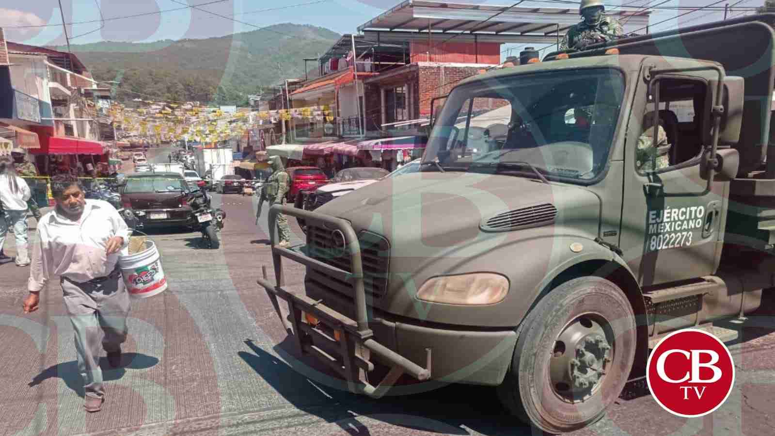 Asesinan a un hombre a unos pasos de una primaria en Uruapan Asesinan a un hombre a unos pasos de una primaria en Uruapan