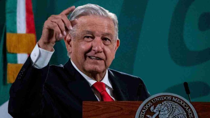 Pide AMLO a connacionales no votar por candidatos de EU que ataquen a migrantes