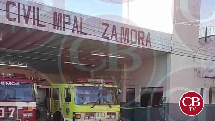 Balean a dos bomberos en Zamora