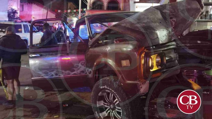 Choque de camioneta deja siete heridos en Villa Jiménez