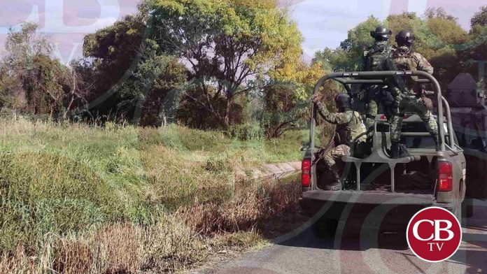 Pepenador localiza una granada en la carretera a Zitácuaro