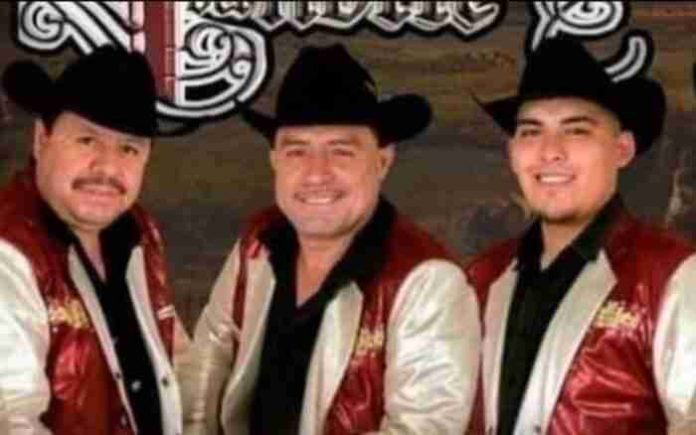 Investigan asesinato de tres músicos en Baja California