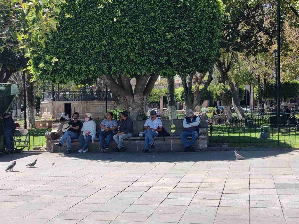 Morelianos dan visto bueno a proyecto de permiso laboral por paternidad
