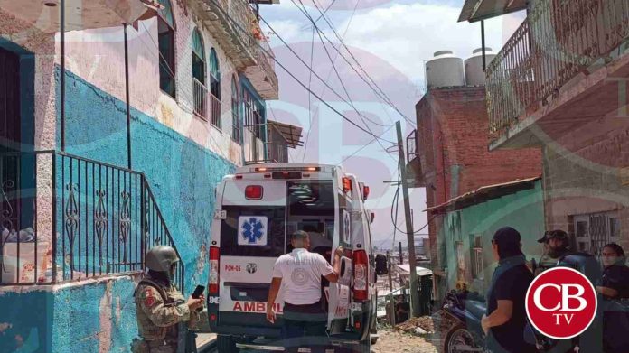 Lo intentan matar en un mercado de Uruapan