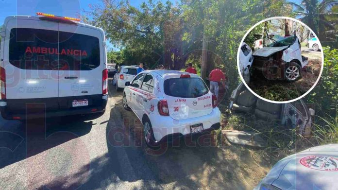 Taxi se parte en dos y el chofer sale ileso en LC