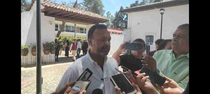Deficiente, tratamiento de aguas alrededor del lago de Pátzcuaro: Julio Arreola