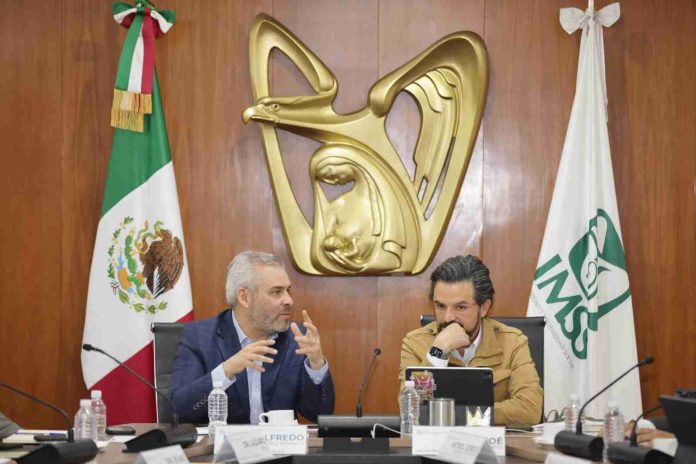 Continua coordinación para operar IMSS Bienestar en Michoacán: Bedolla