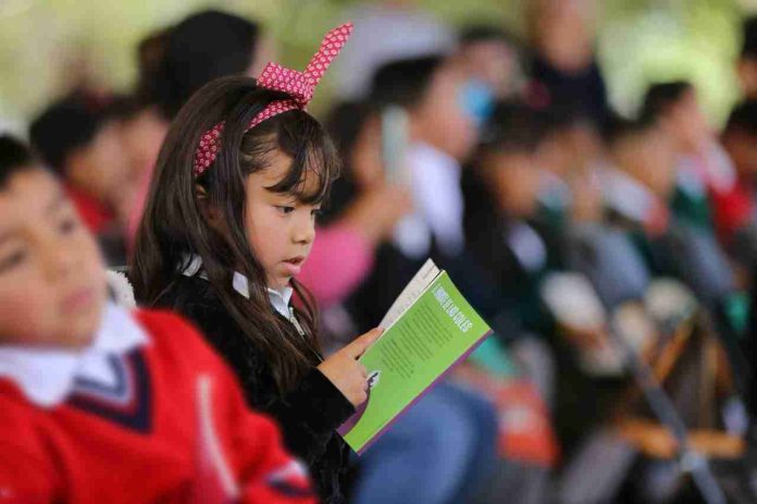 Oficial: Suspenderán clases en Michoacán este 8 de abril por eclipse solar