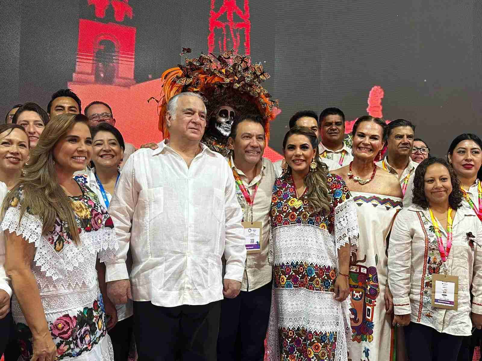 Pabellón de Michoacán enamora al Tianguis Turístico de Acapulco Pabellón de Michoacán enamora al Tianguis Turístico de Acapulco