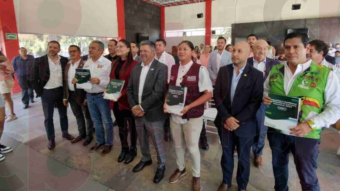Empresarios se reúnen con candidatos de Morena a diputaciones federales y senadurías