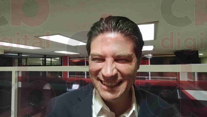 Queda claro quién hace propuestas sin sentido: Alfonso Martínez, tras debate en Grupo CB
