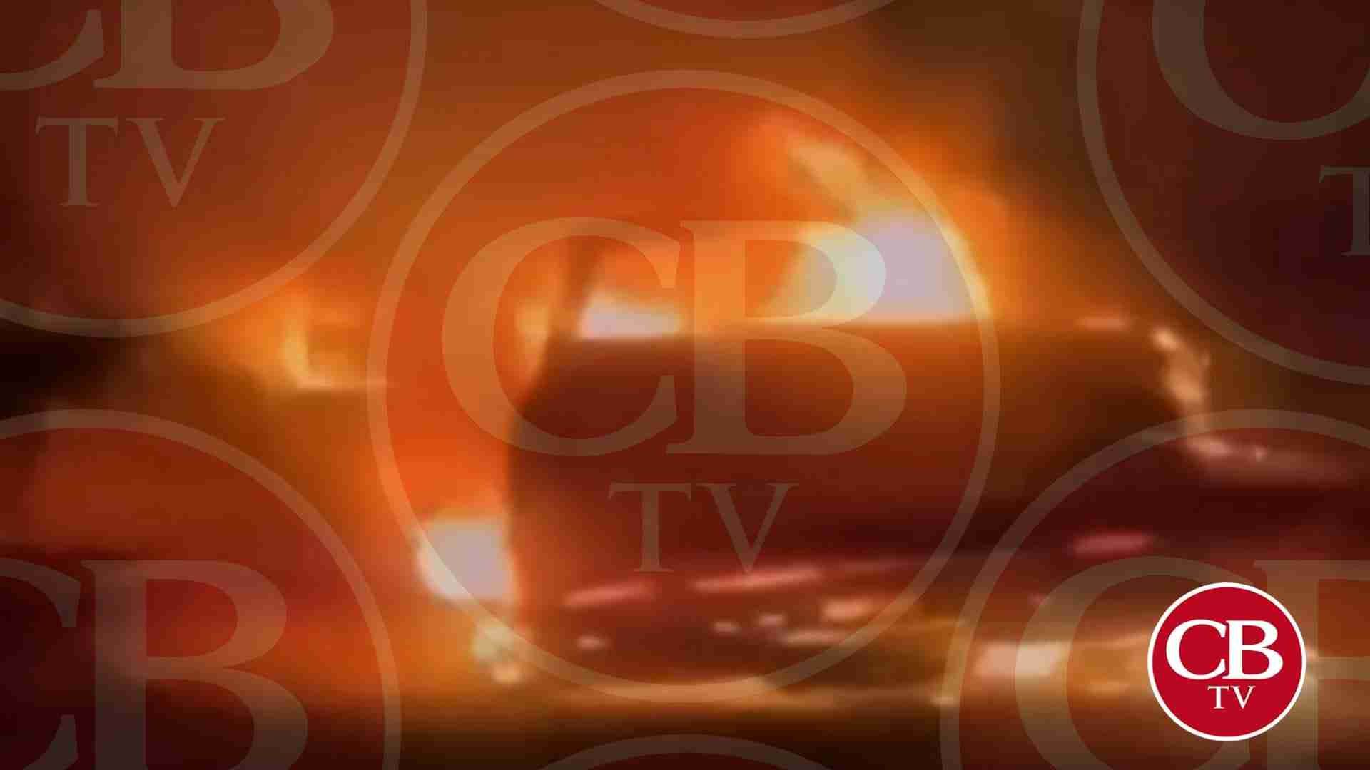 Decapitan a tres personas y los queman en dos autos Decapitan a tres personas y los queman en dos autos