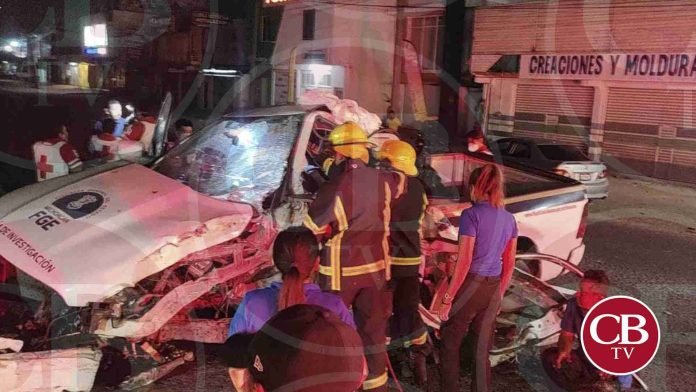 Ministerial se pasa un semáforo y desbarata la patrulla