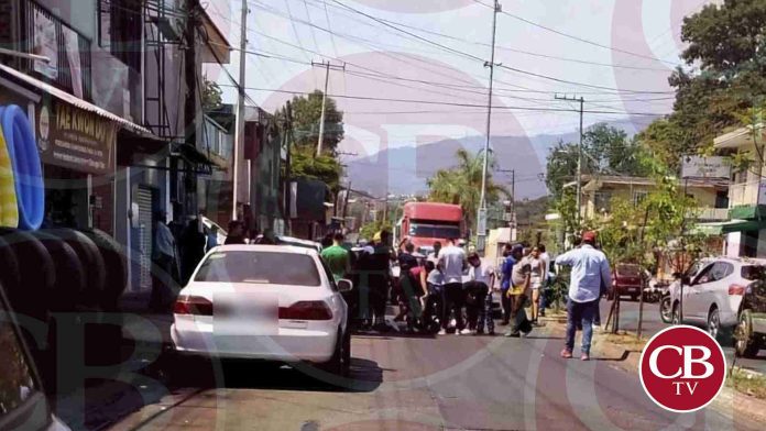 Auto mata a motociclista en Jicalán