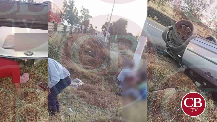 Volcadura de auto en la Morelia-Pátzcuaro deja varios heridos