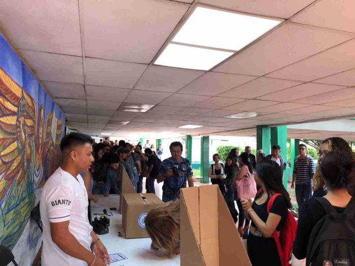 Sheinbaum arrasa en Simulacro Electoral Universitario 2024