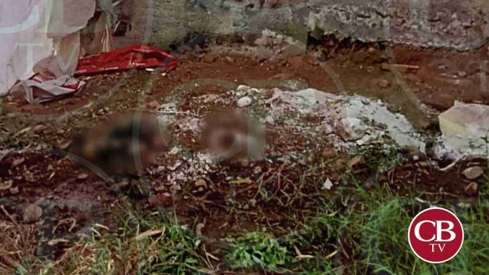 Abandonan 5 cadáveres en una fosa de Jacona