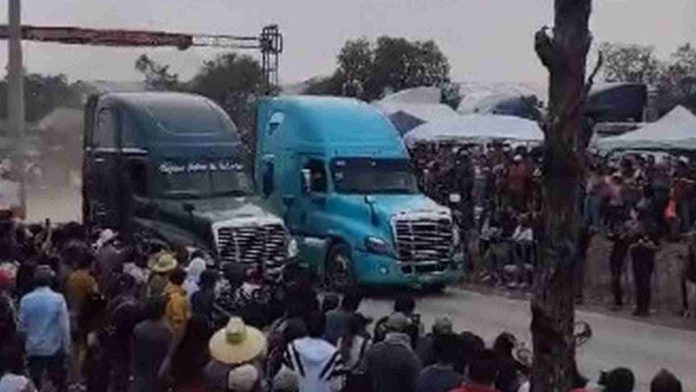 Arrancones de tráileres en Hidalgo termina en tragedia