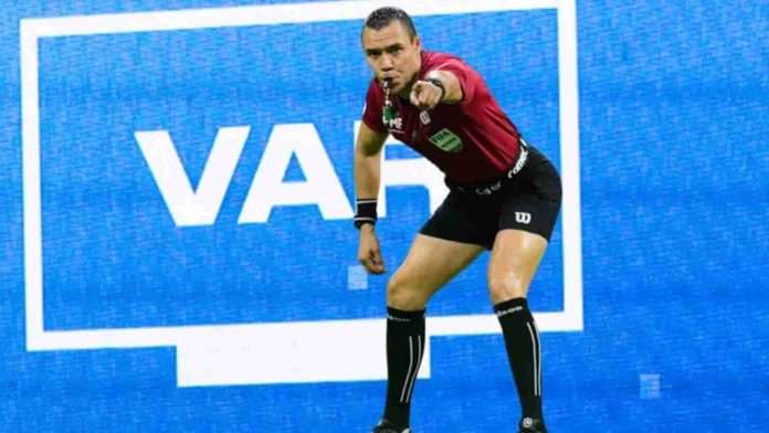 Exhiben audios del VAR sobre penal en la final América vs Cruz Azul