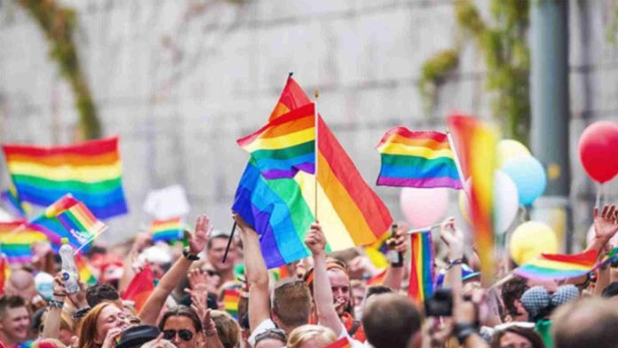 Gobierno de Perú califica a personas transexuales como enfermos mentales