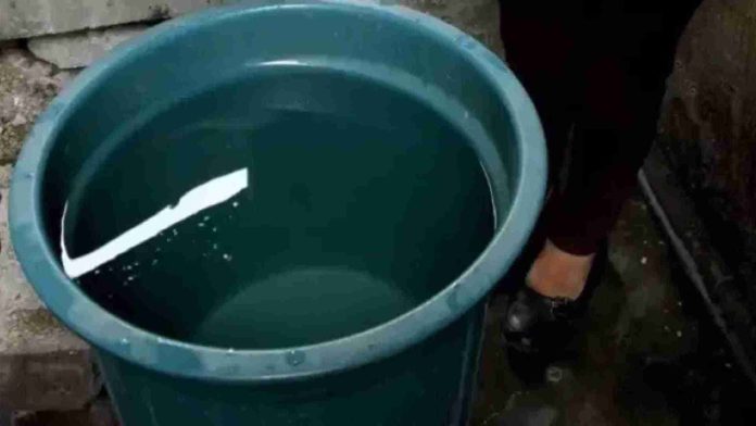 Un bebé de dos años de edad murió ahogado tras caer accidentalmente a un tambo con agua.