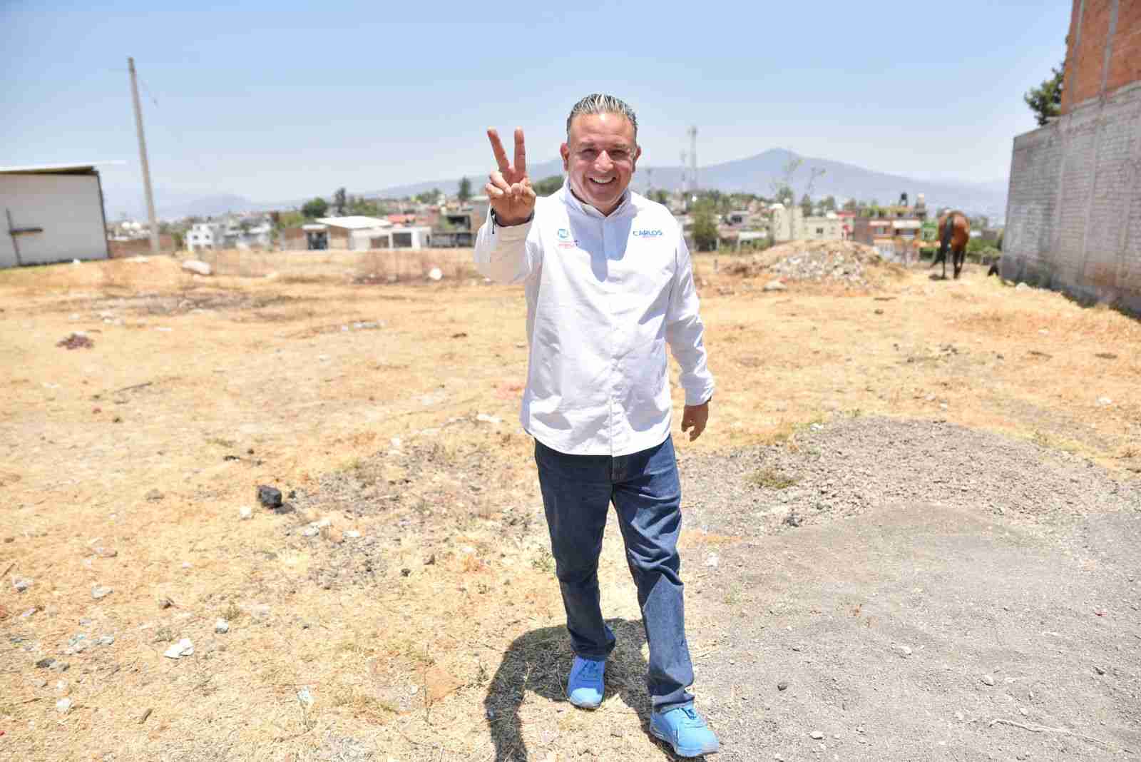 El acuiféro de Morelia seguirá siendo una realidad con el apoyo de Carlos Quintana en el legislativo El acuiféro de Morelia seguirá siendo una realidad con el apoyo de Carlos Quintana en el legislativo