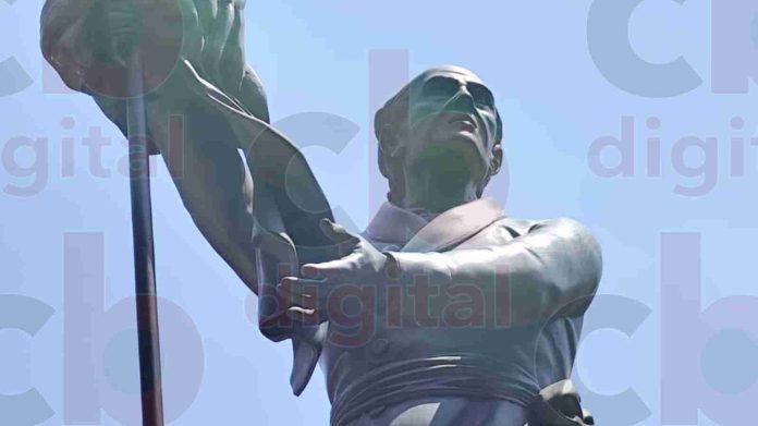 Conmemora UMSNH el aniversario 271 del natalicio de Miguel Hidalgo y Costilla