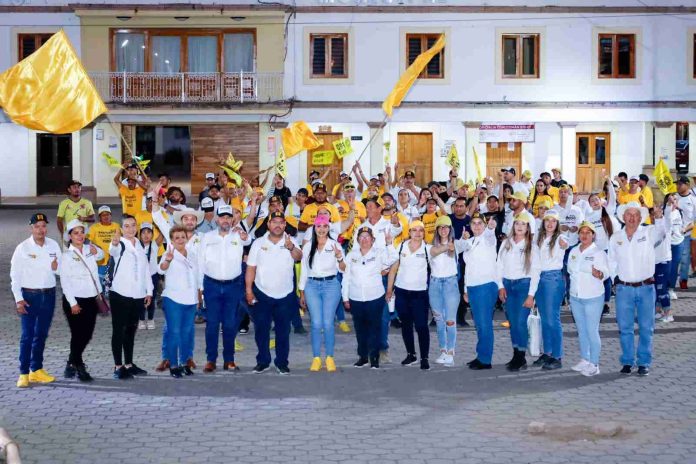 En Tepalcatepec y Coalcomán, como en México está por cristalizarse el triunfo de este gran proyecto colectivo: Araceli Saucedo