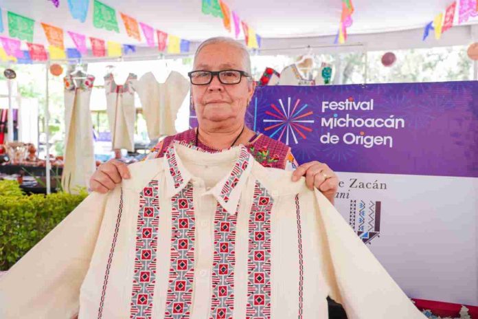 Artesanos del Festival de Origen con pocas ventas este año
