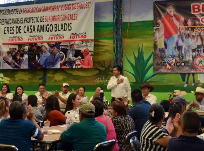 Toño Sosa promoverá tecnificación de riego para ahorro de agua en el campo michoacano