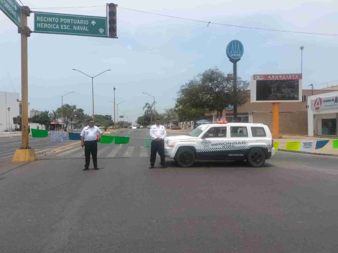 Estos son los municipios de Michoacán donde se registran bloqueos viales