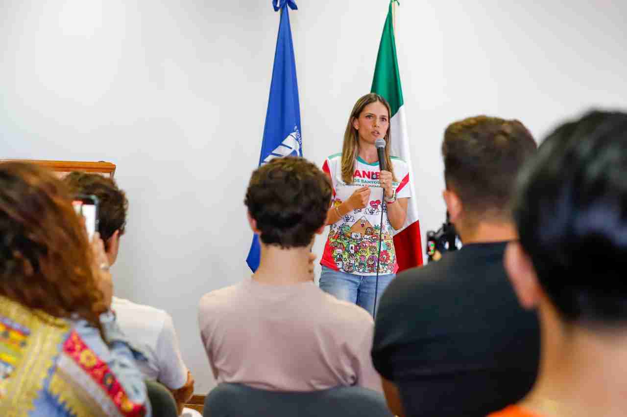 La Voz de los Jóvenes debe dar forma a nuestra Democracia": Daniela De Los Santos La Voz de los Jóvenes debe dar forma a nuestra Democracia": Daniela De Los Santos