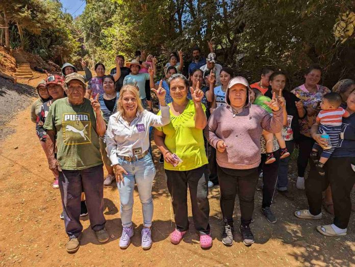 Luz García recibe el apoyo ciudadano del Distrito 15